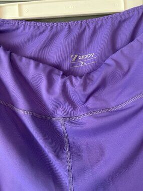 ZIPPY WOMENS WOROUT CAPRIS PURPLE SZ XL OUTER POCKETS AND HIDDEN POCKET # 62